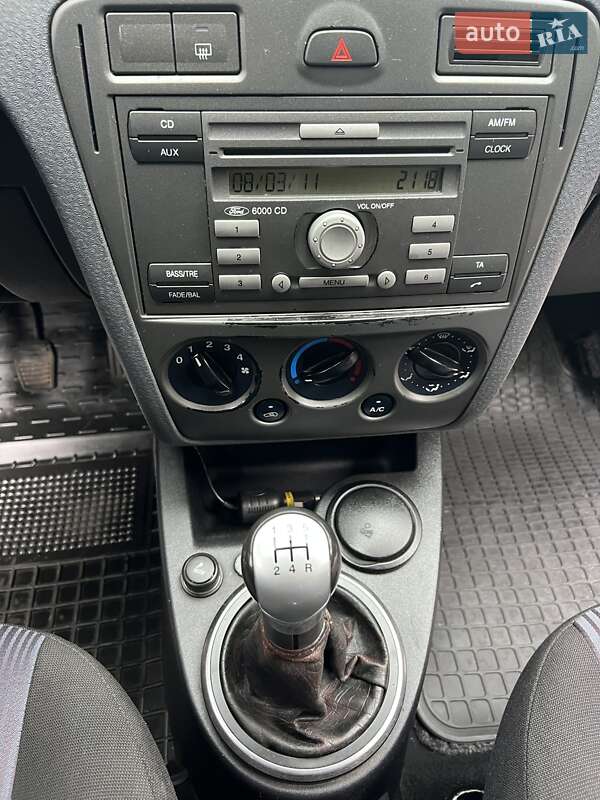 Хетчбек Ford Fusion 2011 в Ніжині