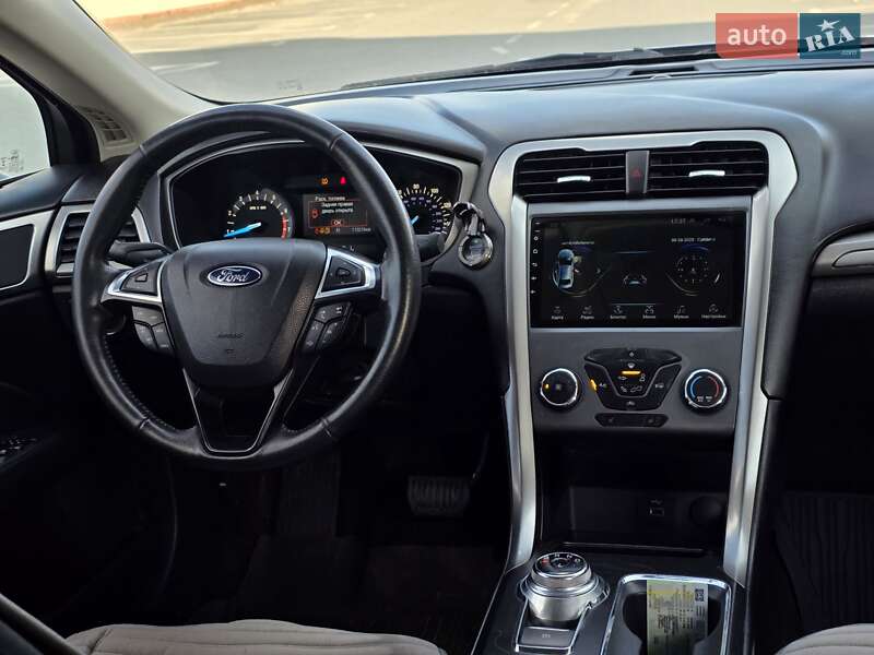 Седан Ford Fusion 2017 в Тернополе