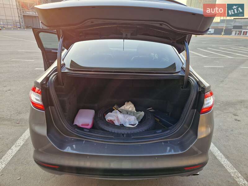 Седан Ford Fusion 2013 в Киеве