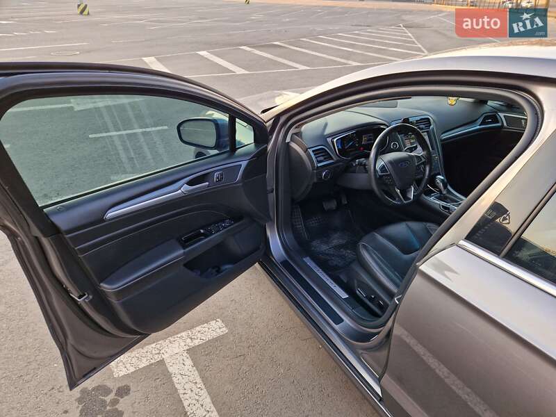 Седан Ford Fusion 2013 в Киеве