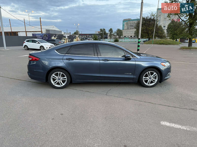 Седан Ford Fusion 2018 в Киеве
