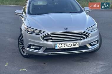 Седан Ford Fusion 2016 в 