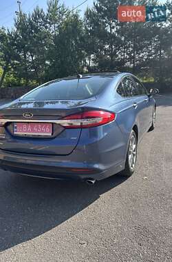 Седан Ford Fusion 2018 в 