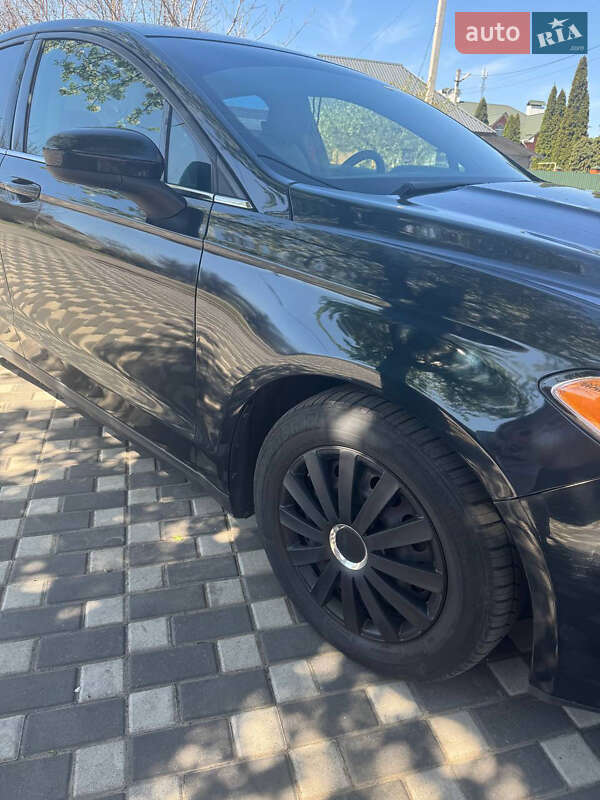 Седан Ford Fusion 2014 в Черкассах