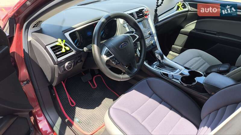 Седан Ford Fusion 2016 в Черкассах