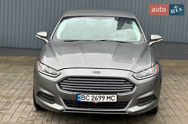 Седан Ford Fusion 2013 в 