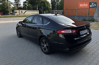 Седан Ford Fusion 2014 в 