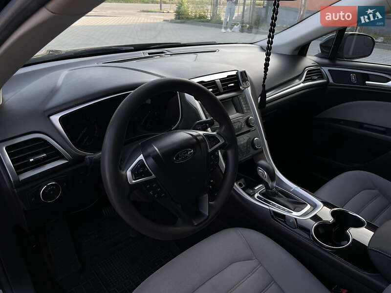 Седан Ford Fusion 2014 в Вінниці