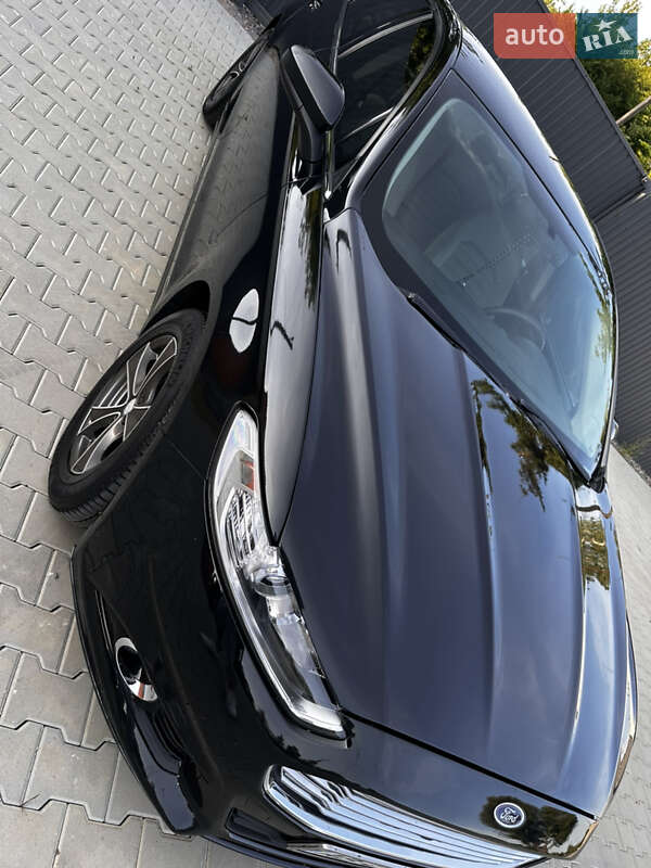 Седан Ford Fusion 2014 в Вінниці