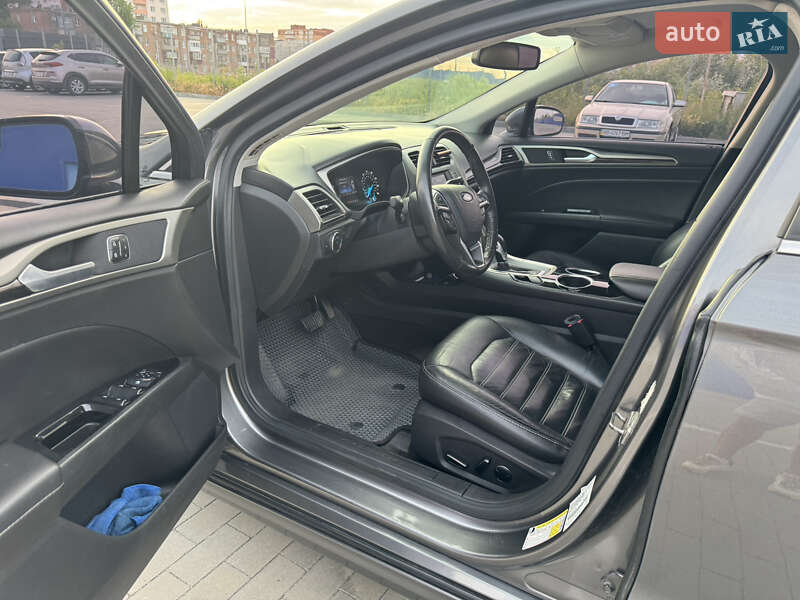 Седан Ford Fusion 2013 в Вінниці