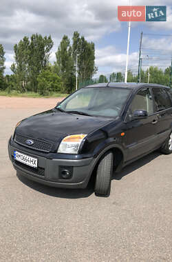 Хэтчбек Ford Fusion 2011 в 