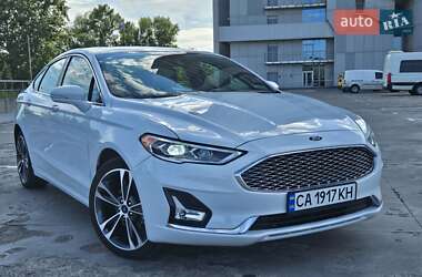 Седан Ford Fusion 2019 в Киеве