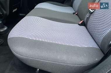 Хэтчбек Ford Fusion 2009 в 