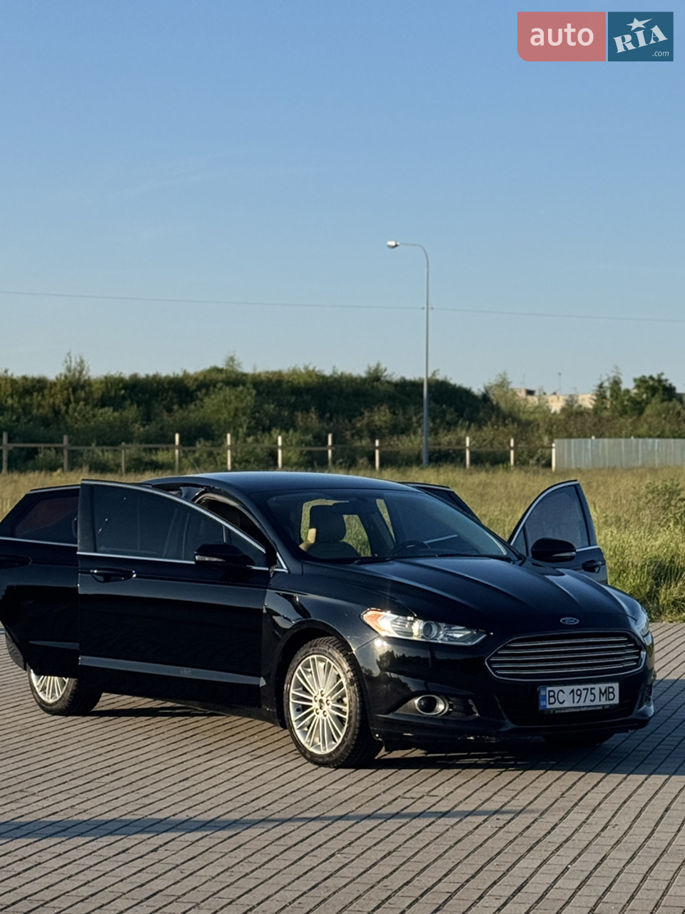 2016 Ford Fusion - мініатюра 38