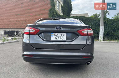 Седан Ford Fusion 2014 в 