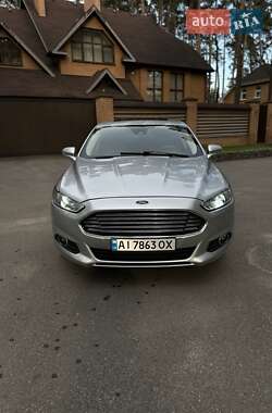 Седан Ford Fusion 2013 в 