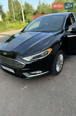 Седан Ford Fusion 2017 в 