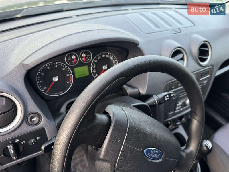 Хэтчбек Ford Fusion 2006 в Виннице