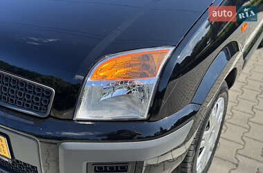 Хэтчбек Ford Fusion 2006 в 