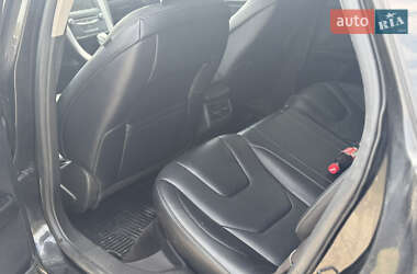Седан Ford Fusion 2015 в 