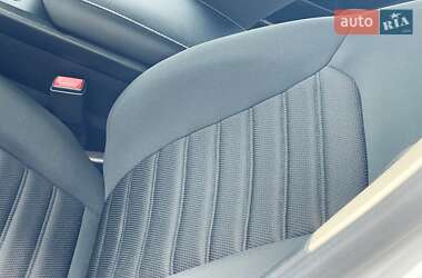 Седан Ford Fusion 2018 в 