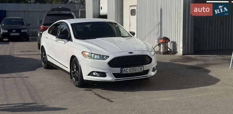Седан Ford Fusion 2016 в Хмельницькому