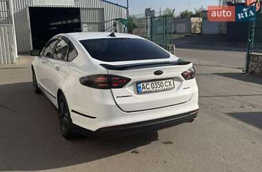 Седан Ford Fusion 2016 в Хмельницькому