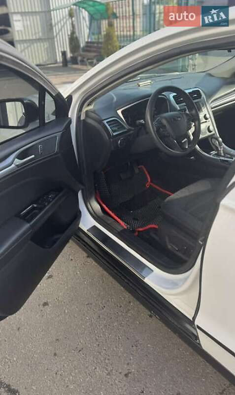 Седан Ford Fusion 2016 в Хмельницькому