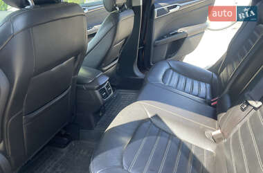 Седан Ford Fusion 2012 в 
