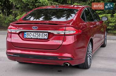 Седан Ford Fusion 2017 в 