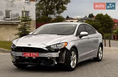 Седан Ford Fusion 2018 в 