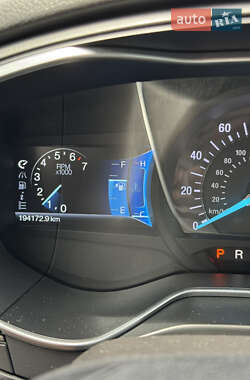 Седан Ford Fusion 2013 в 