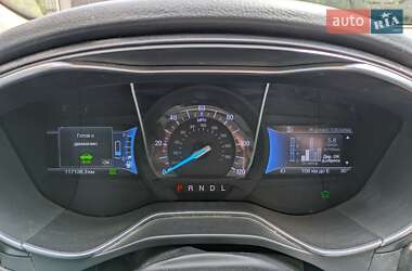 Седан Ford Fusion 2018 в 