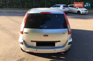 Хэтчбек Ford Fusion 2011 в 