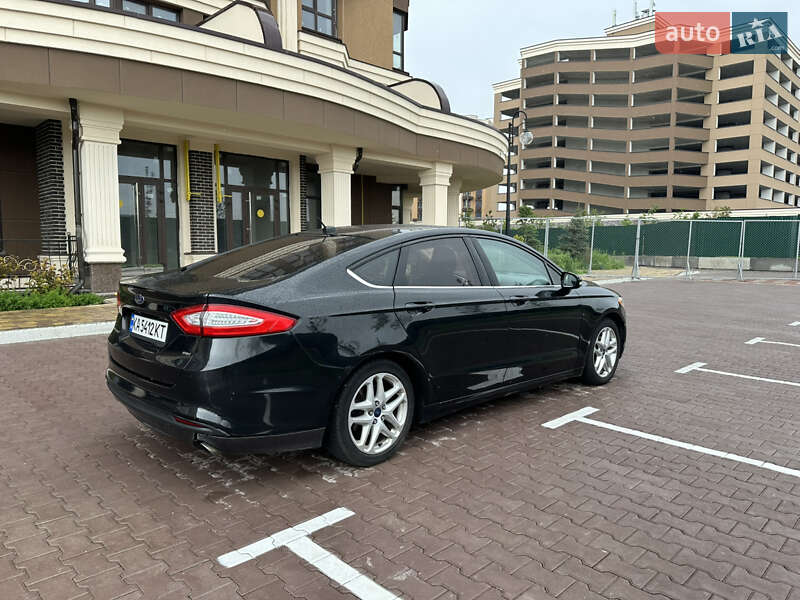 Седан Ford Fusion 2015 в Киеве