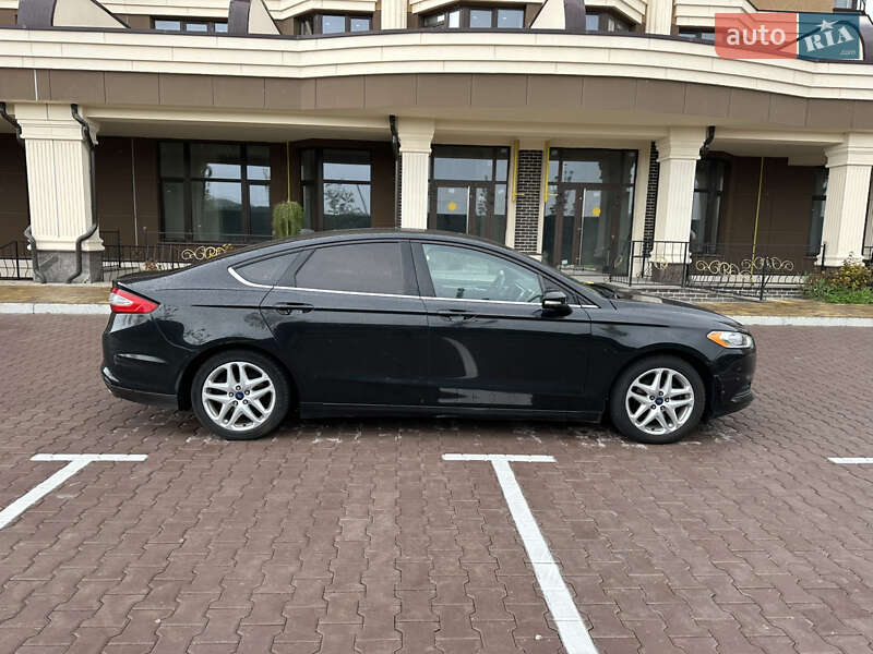 Седан Ford Fusion 2015 в Киеве