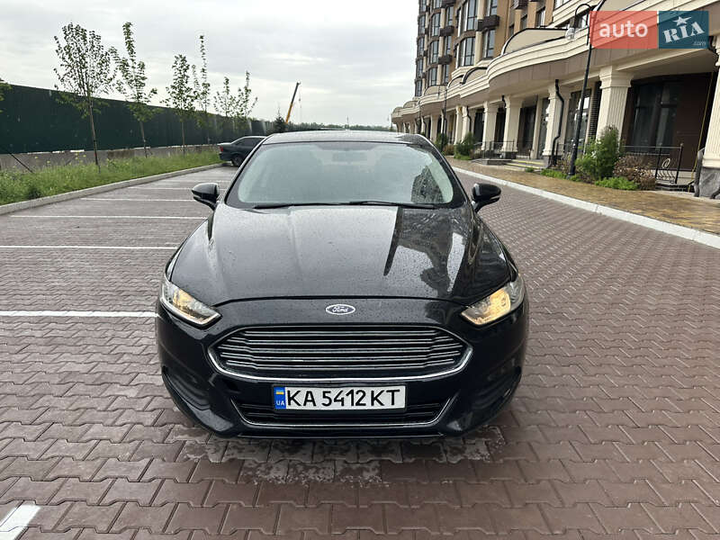 Седан Ford Fusion 2015 в Киеве