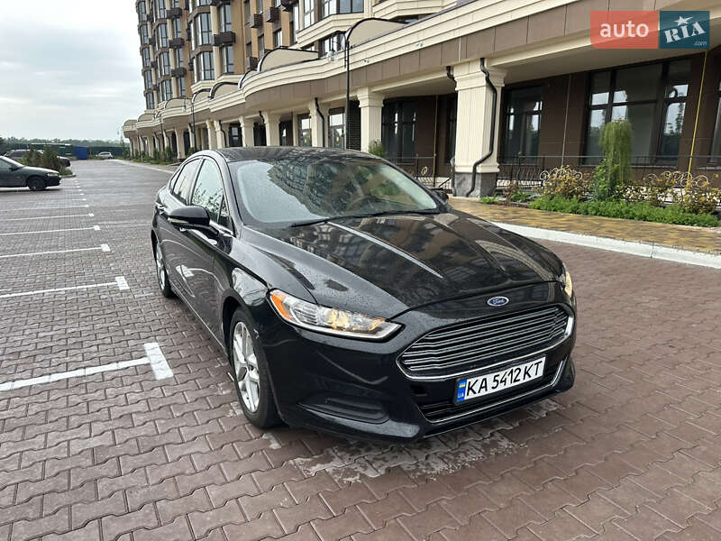 Седан Ford Fusion 2015 в Киеве