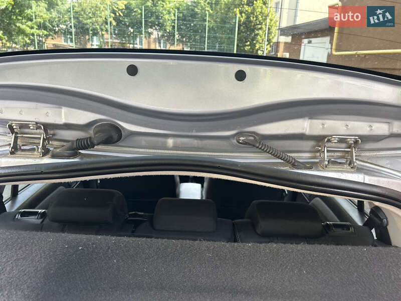 Хэтчбек Ford Fusion 2005 в Киеве