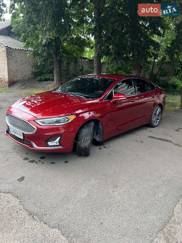 Седан Ford Fusion 2019 в Черкассах