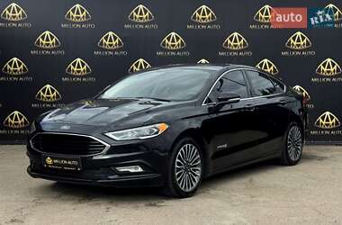 Седан Ford Fusion 2017 в 