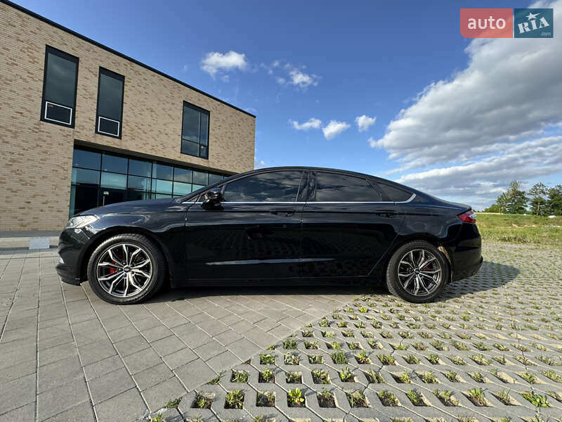 Седан Ford Fusion 2015 в Хмельницькому