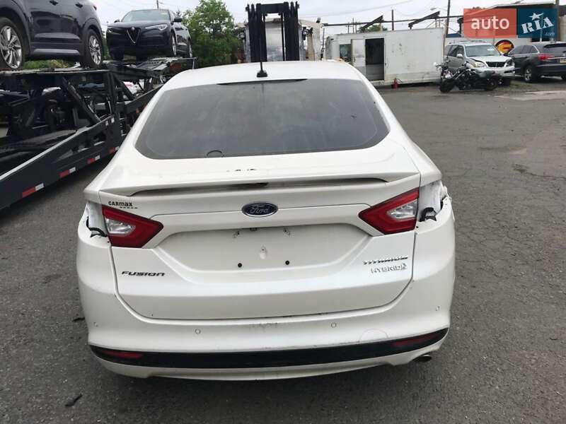 Седан Ford Fusion 2013 в Киеве