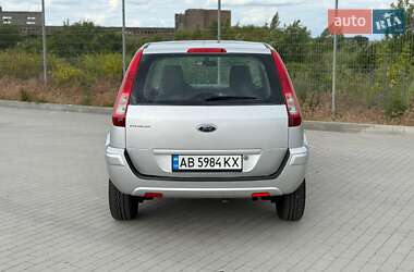 Хэтчбек Ford Fusion 2009 в 
