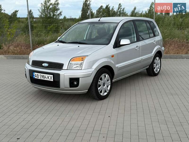 Хэтчбек Ford Fusion 2009 в Виннице
