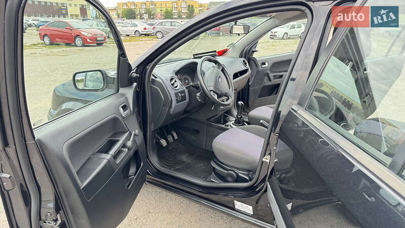 Хэтчбек Ford Fusion 2006 в Виннице фото 77 Хэтчбек Ford Fusion 2006 в Виннице