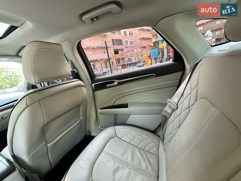 Седан Ford Fusion 2017 в Одессе