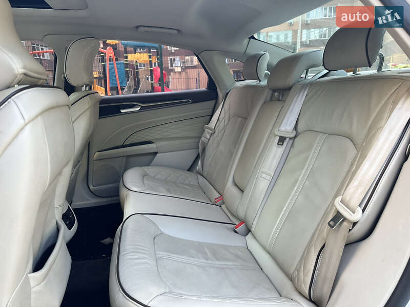 Седан Ford Fusion 2017 в Одессе