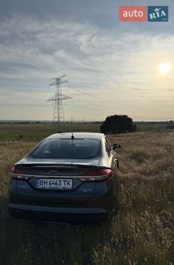 Седан Ford Fusion 2018 в 