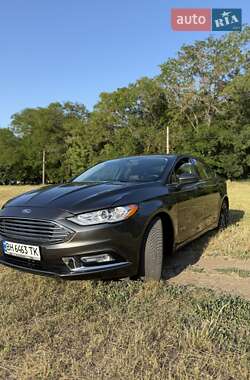 Седан Ford Fusion 2018 в 
